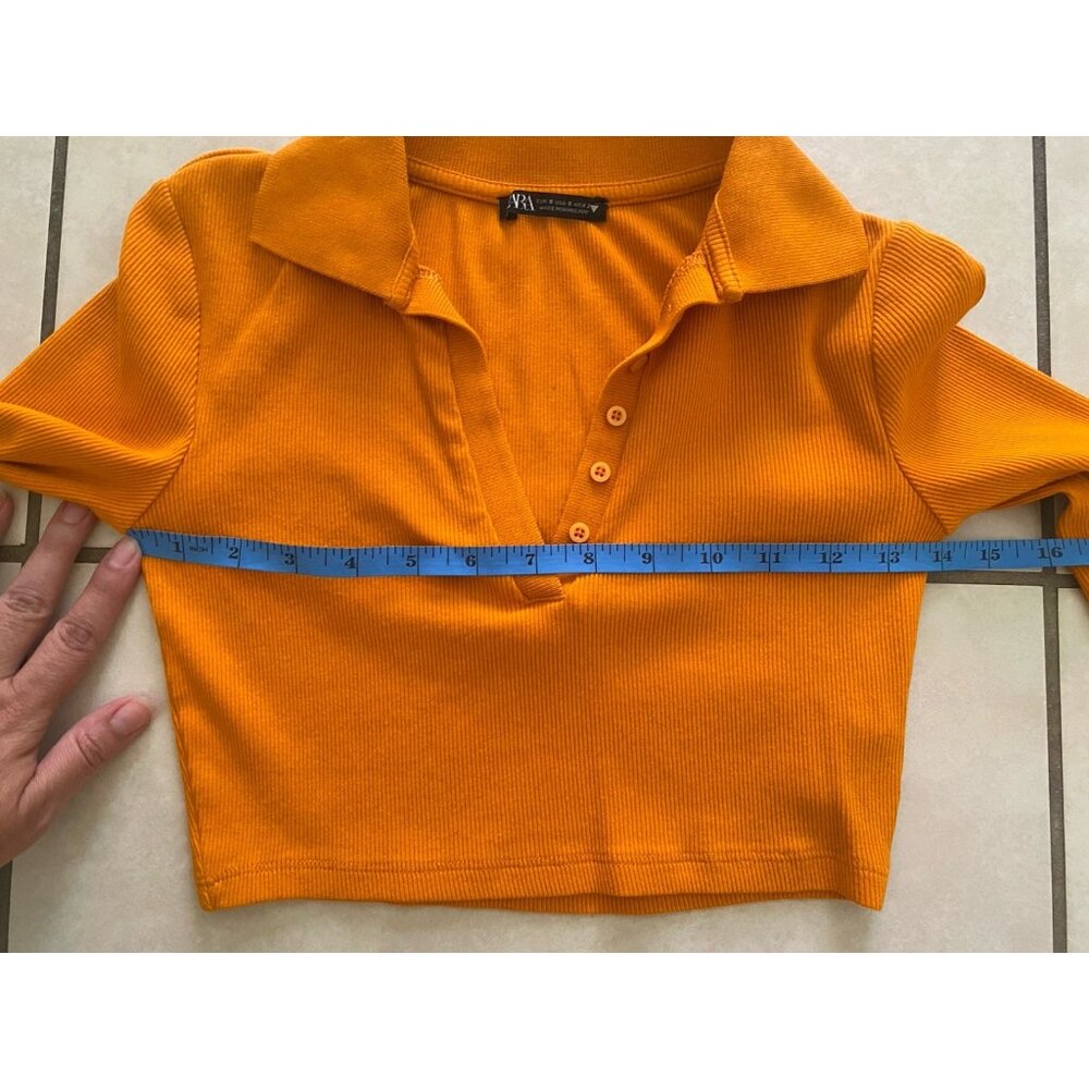 Zara Ribbed Long Sleeve Crop Top Women’s Size Small Orange Faux Button - Picture 5 of 7